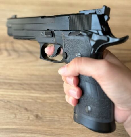 KWC Sig Sauer P226 Blowback Havalı Tabanca, 4.5mm