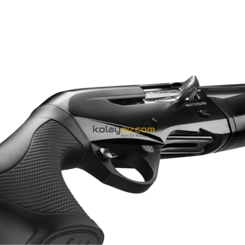 Benelli Montefeltro Siyah Otomatik 12 Kalibre Av Tüfeği