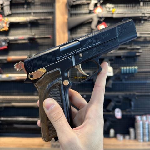 EKOL ES 66 Havalı Tabanca 4.5 mm - Mat Siyah Altın İşlemeli - 2025